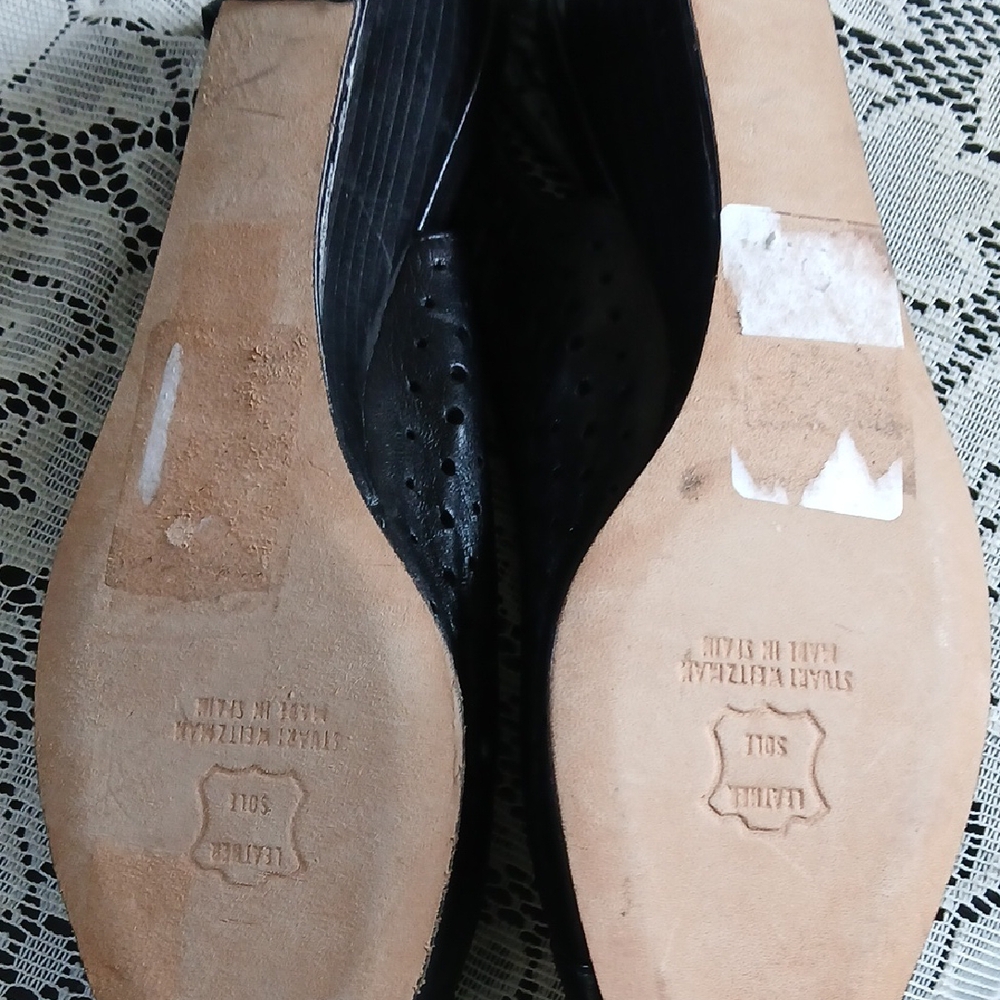 Stuart Weitzman Black Low Wedge Elegant Design - Picture 6 of 9